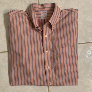 Brooks Brothers Coral Striped Button Up Men’s (XL)